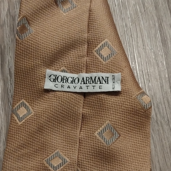 Giorgio Armani Necktie - Picture 2 of 2